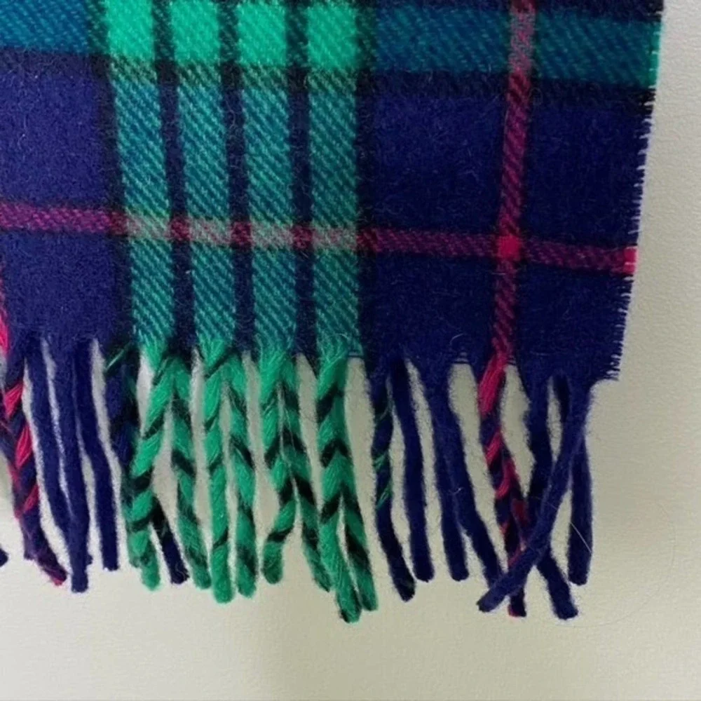 Morgan‎ Taylor lambswool scarf Blue/Green/Pink Plaid